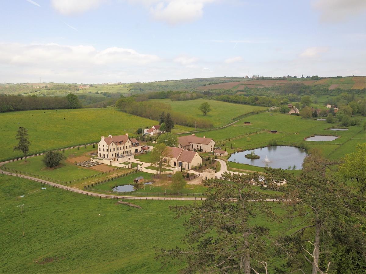 Domaine De Rymska & Spa - Relais & Chateaux Saint-Jean-de-Trezy Ngoại thất bức ảnh