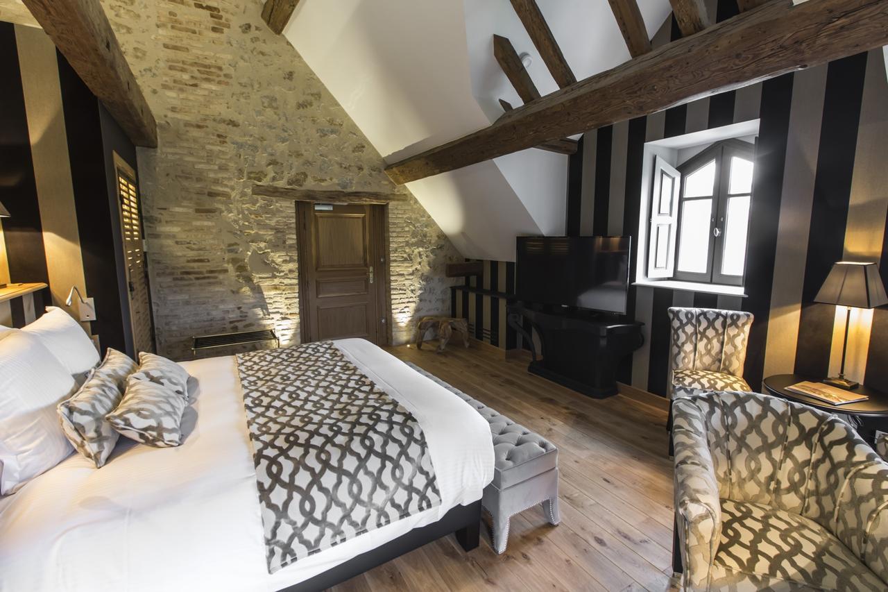 Domaine De Rymska & Spa - Relais & Chateaux Saint-Jean-de-Trezy Ngoại thất bức ảnh